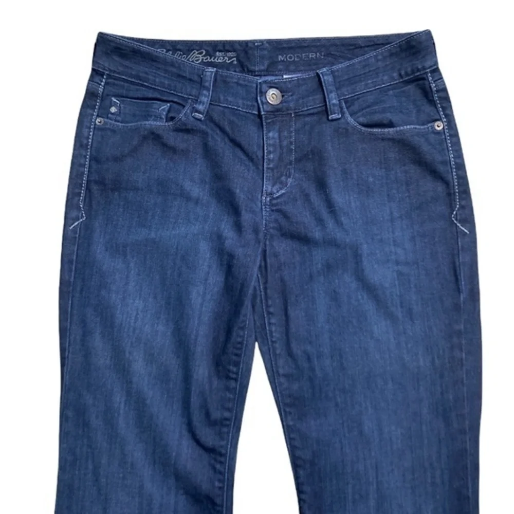 Eddie‎ Bauer Women’s Modern Fit Jeans Sz. 6R